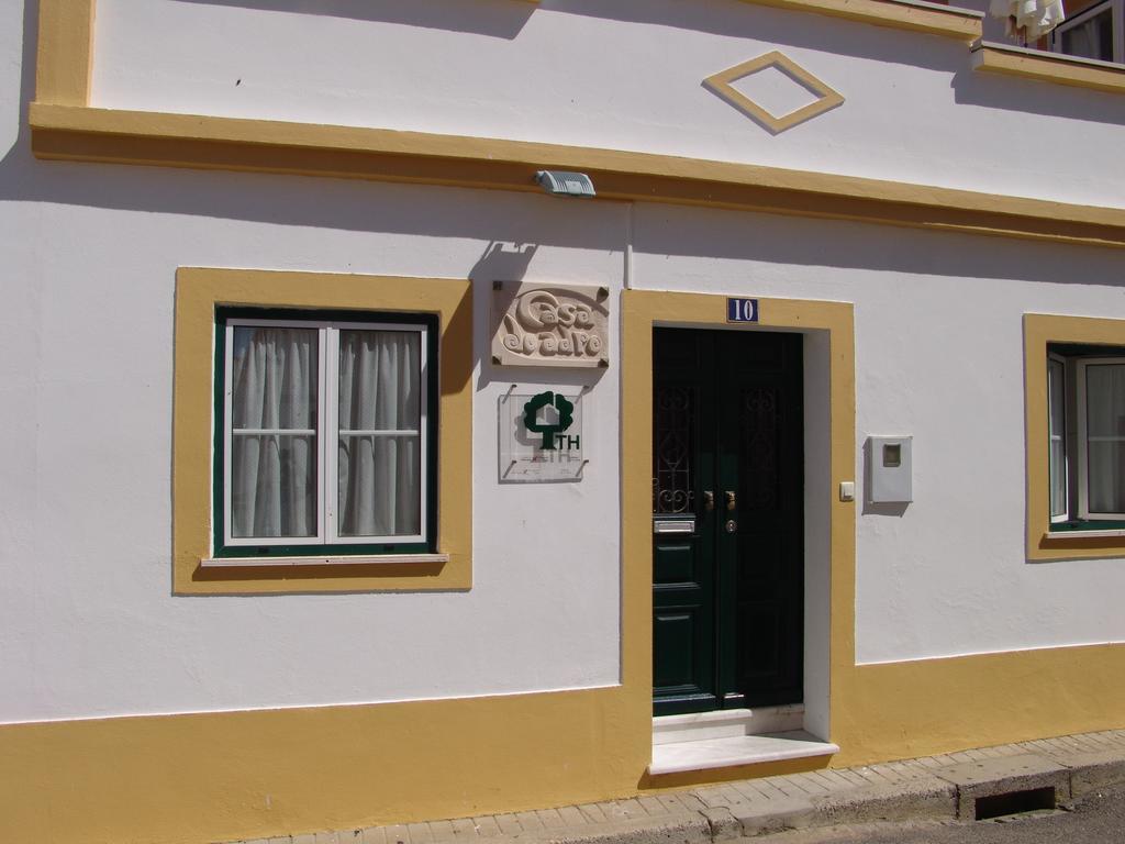 فندق Casa Do Adro Da Igreja Turismo De Habitacao فيلا نوفا دو ميلفونتس المظهر الخارجي الصورة